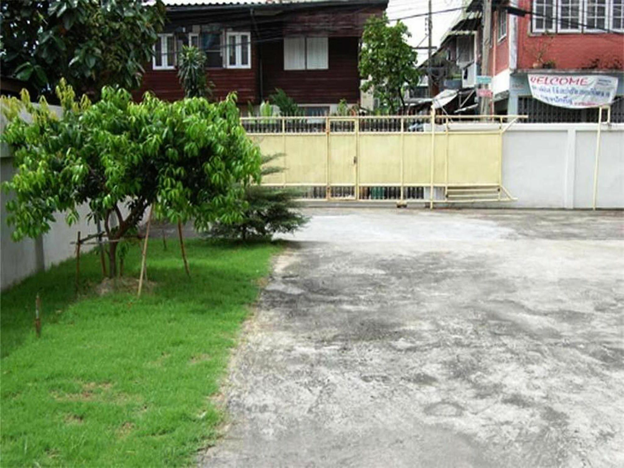 Vareevara Apartment バンコク都 エクステリア 写真